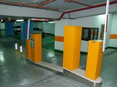 崗美交通設(shè)施小區(qū)停車場智能系統(tǒng) 智能道閘與設(shè)備設(shè)施的專業(yè)解析